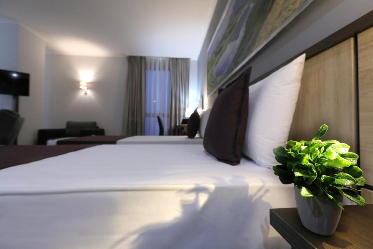Mercure Τέτοβο Εξωτερικό φωτογραφία